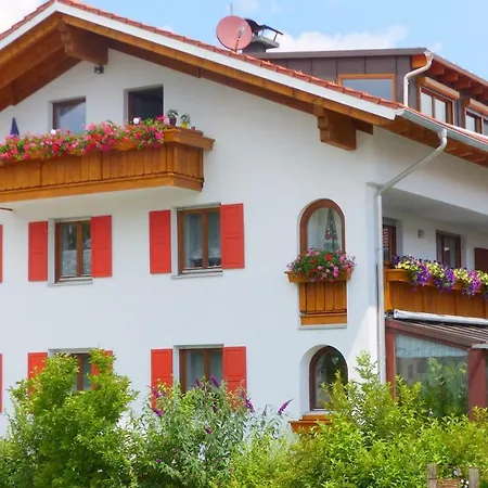Allgaeuer Stocker In Hopferau-fuessen * هوبفيراو
